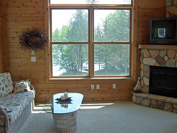 4-Season Porch/Sun Room