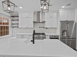 3 bed, 2.0 bath, 1292 sqft, $3,150, Washington, DC 20011