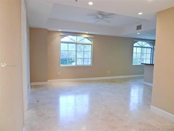 4th image of 1121 Madruga Ave APT 202