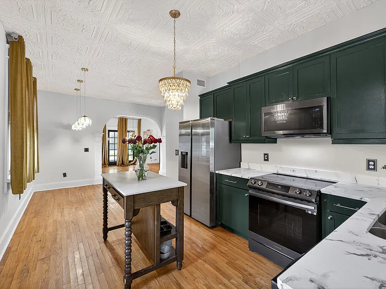 2904 N Jefferson St — Photo 16