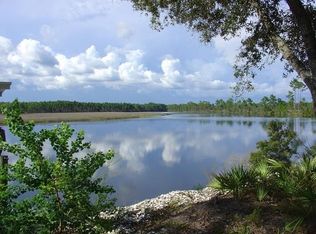493 Mill Rd, Carrabelle, FL 32322