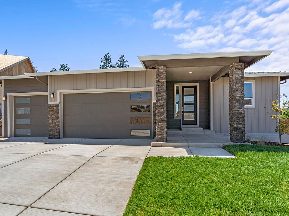 1st image of 12 Woodlands Dr #541