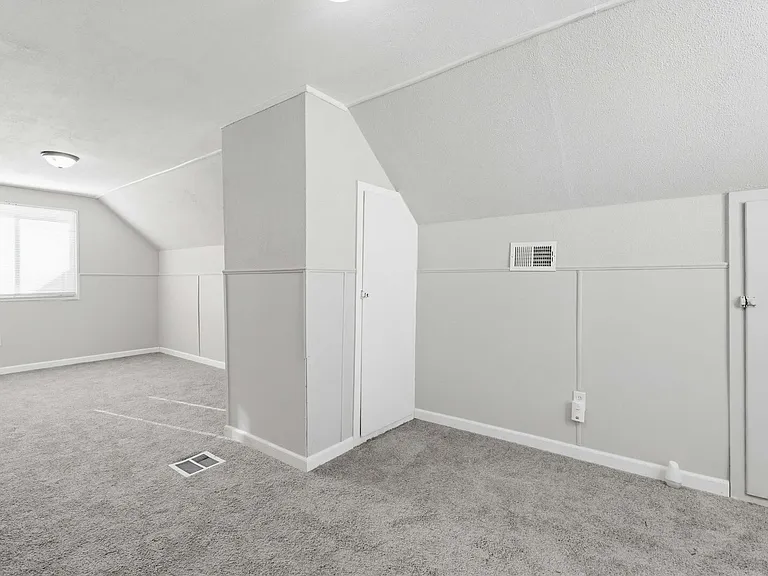 14921 Myola Ave — Photo 20
