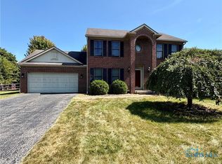 229 Twinbrook Dr, Perrysburg, OH 43551