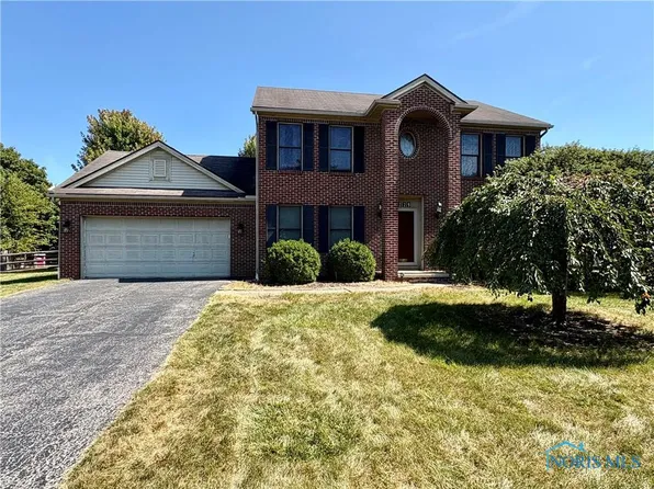 229 Twinbrook Dr, Perrysburg, OH 43551