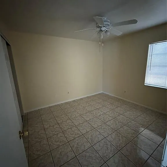 236 La Paz Dr — Photo 18