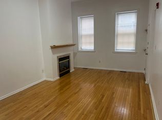 Bright Old City Loft, Philadelphia, PA 19106