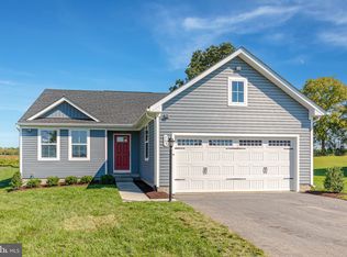563 Otero Ln, Hedgesville, WV 25427