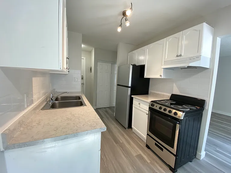 10719 110th St NW — Photo 4