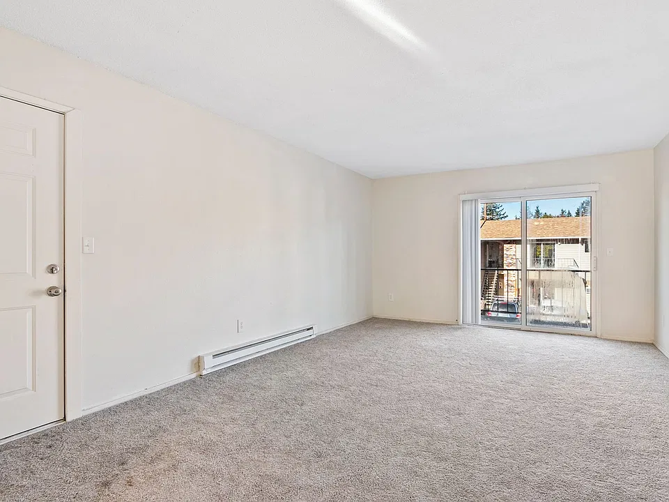 Emerald Grove Apartments