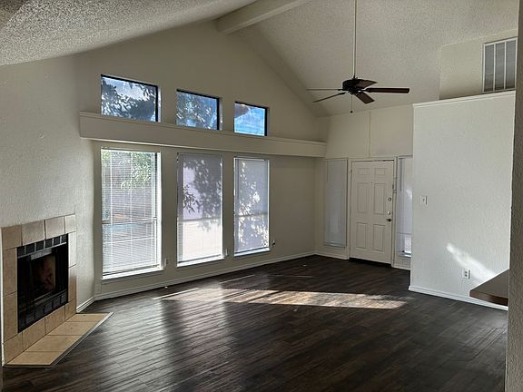 4th image of 4788 Wineberry Dr