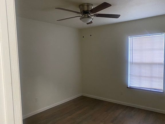 5th image of 3114 Sycamore Springs Dr