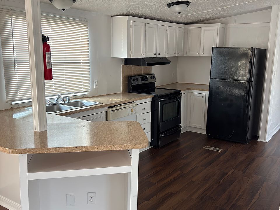 Open kitchen area