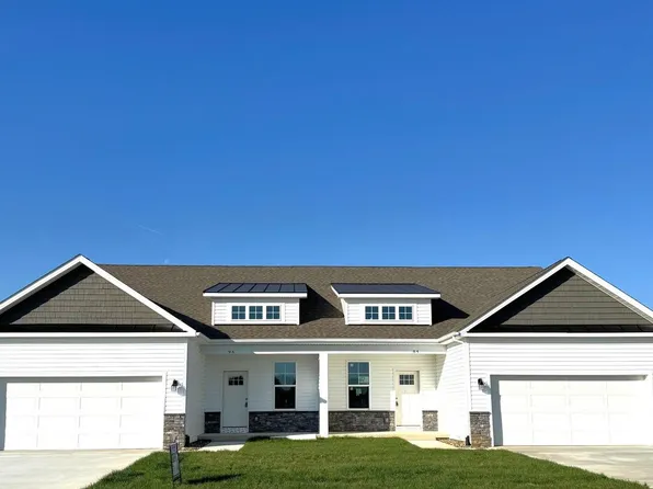 P2 Barrier Reef Dr, Martinsburg, WV 25403