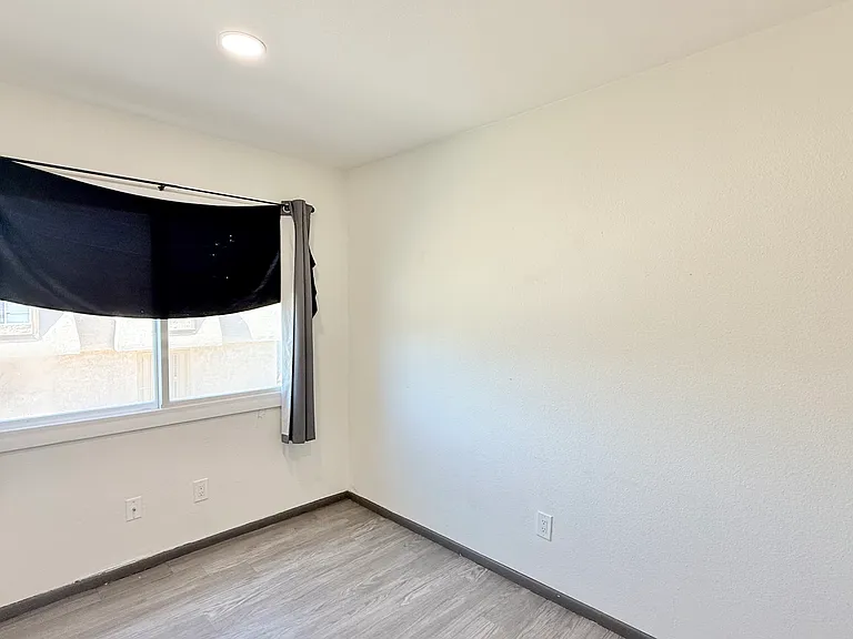 4462 E Pueblo Ave — Photo 12