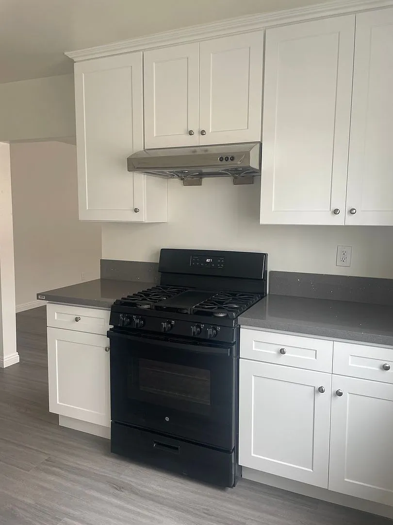 Apt 231 McPherrin — Photo 3