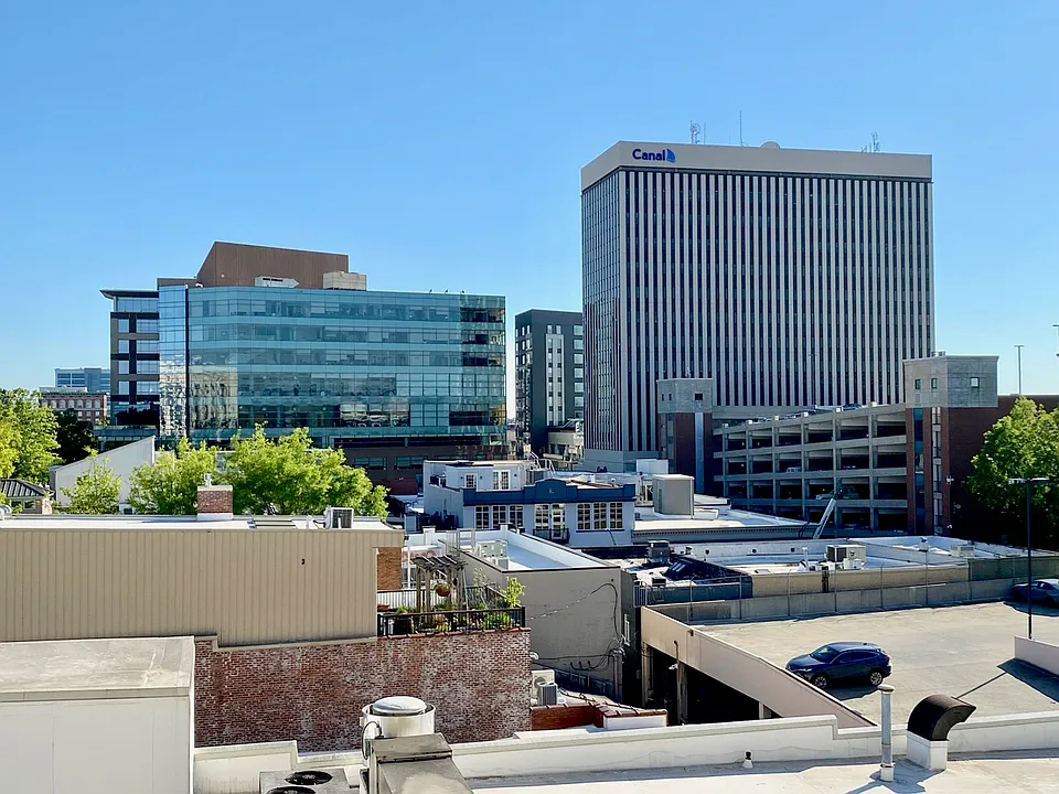 233 N Main St #403