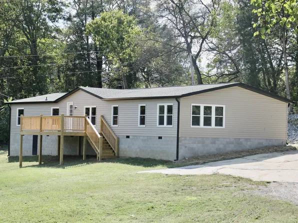 1740 Sleepy Hollow Ln, Hartsville, TN 37074