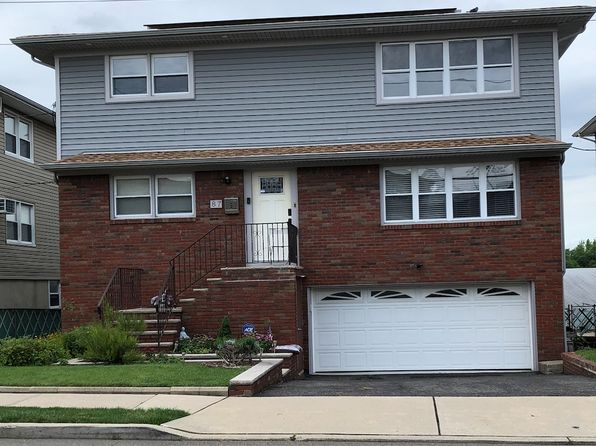 87 Maitland Pl, Garfield, NJ 07026