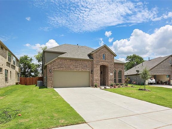 2nd image of 4607 Amesbury Ln