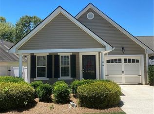 186 Highland Falls Dr, Hiram, GA 30141