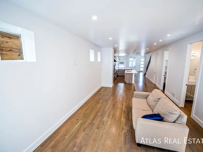 2156 S Sherman St — Photo 13