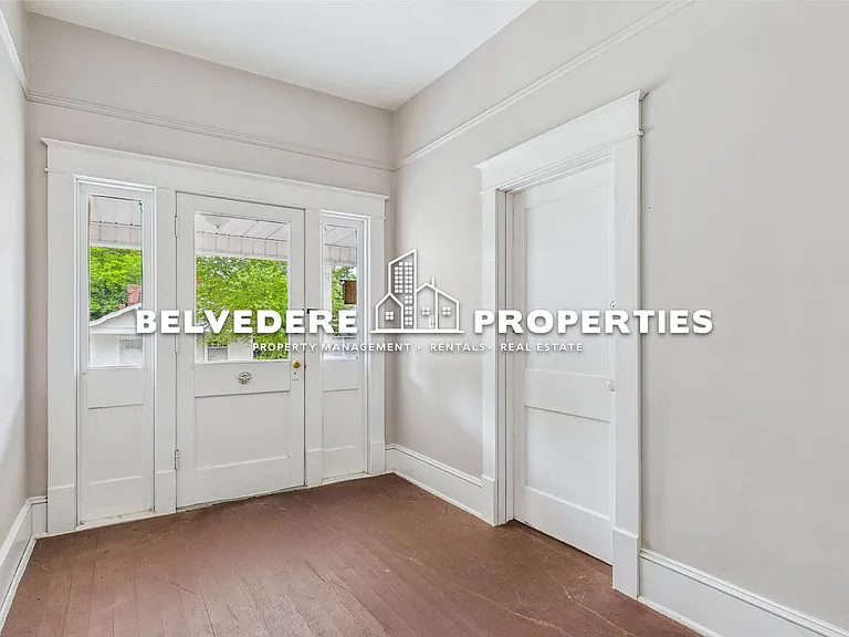 1118 Campbell St — Photo 13