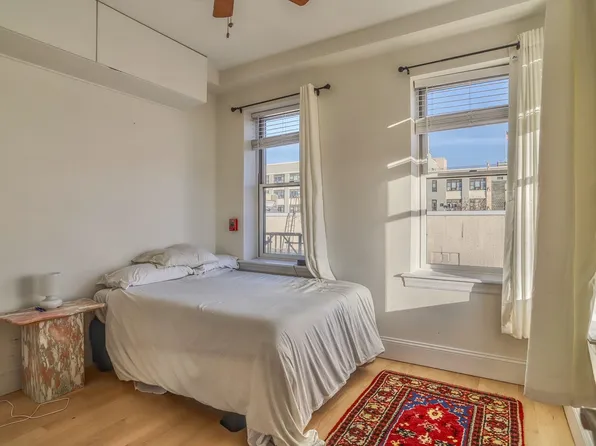 301 Madison Street image 10 of 16