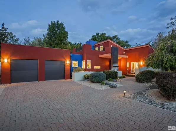 6850 Prestwick Cir, Reno, NV 89502