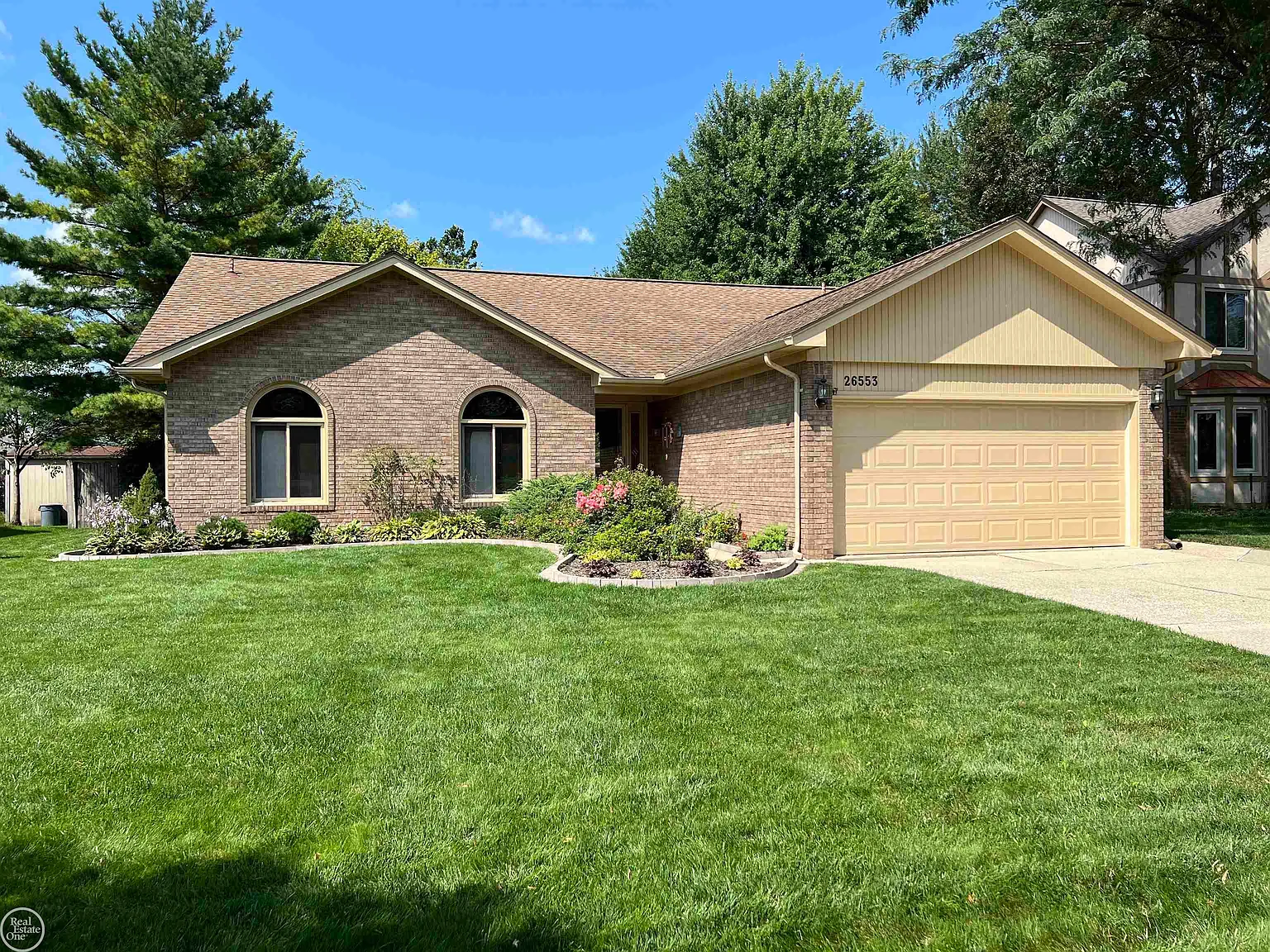 26553 Mapleridge Dr photo 1