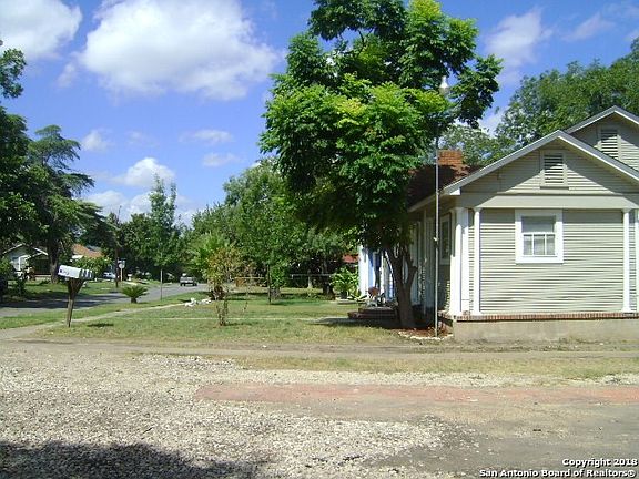 5th image of 1011 Avant Ave