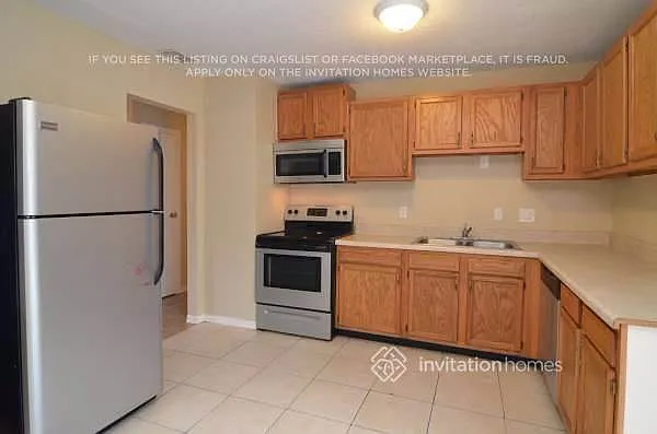 1408 Atlantic Dr — Photo 7