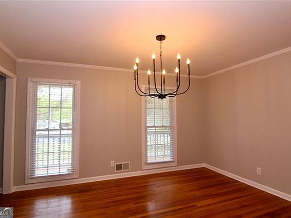 4th image of 4050 Candler Lake West NE