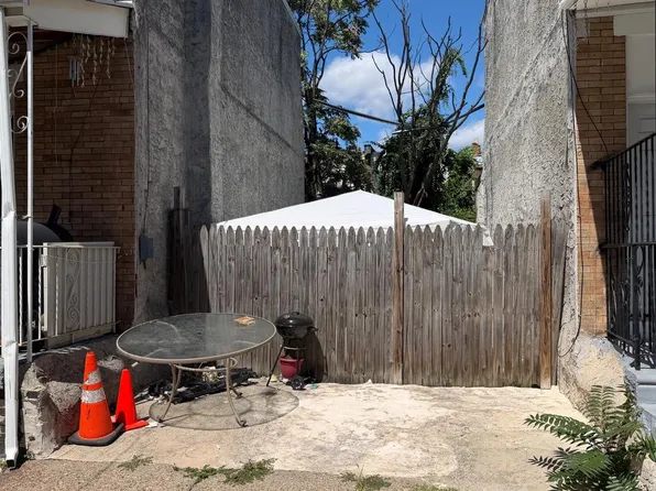 3466 Braddock St, Philadelphia, PA 19134
