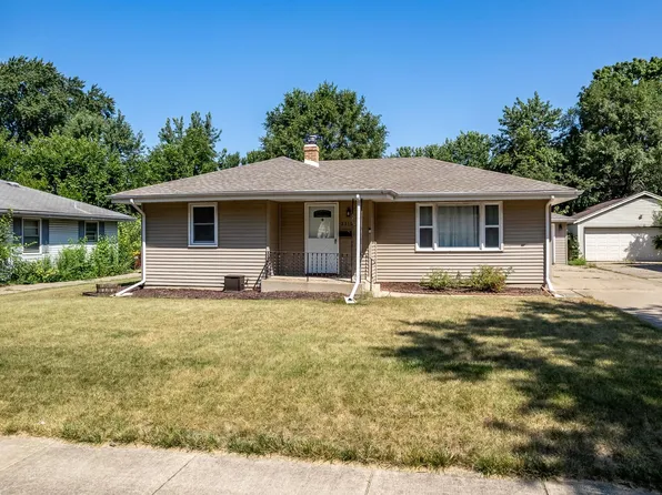 2319 Paradise Blvd, Rockford, IL 61103