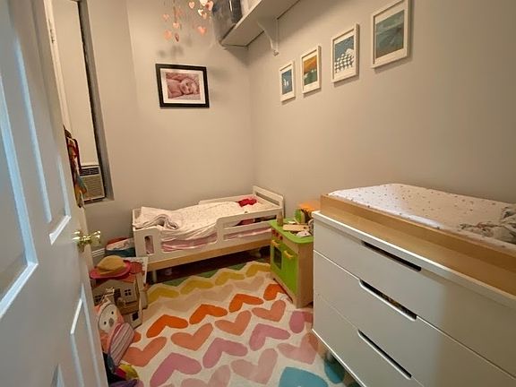 4th image of 443 1st St APT 2L