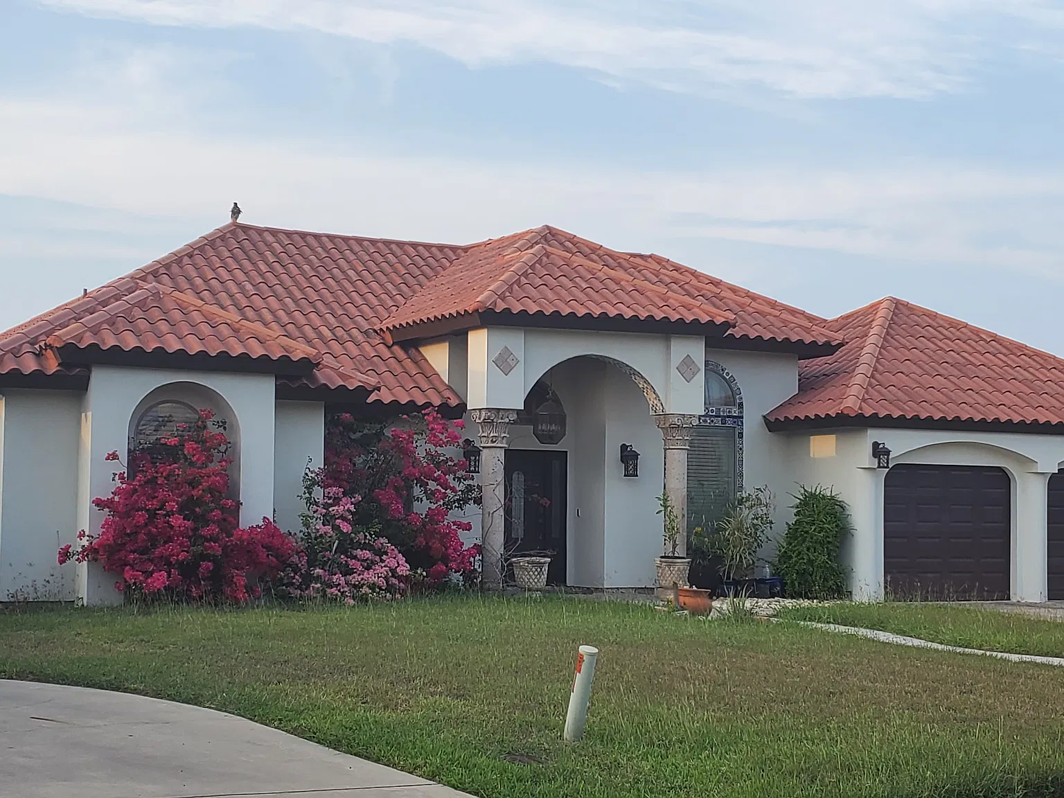 4 bed, 2091 sqft, $2,695 — Photo 2