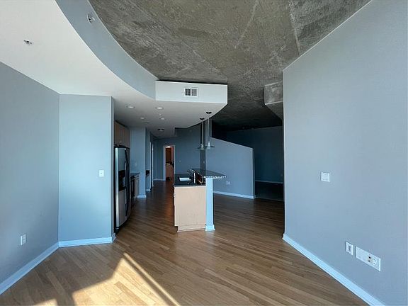 5th image of 400 W Peachtree St NW Unit 2303