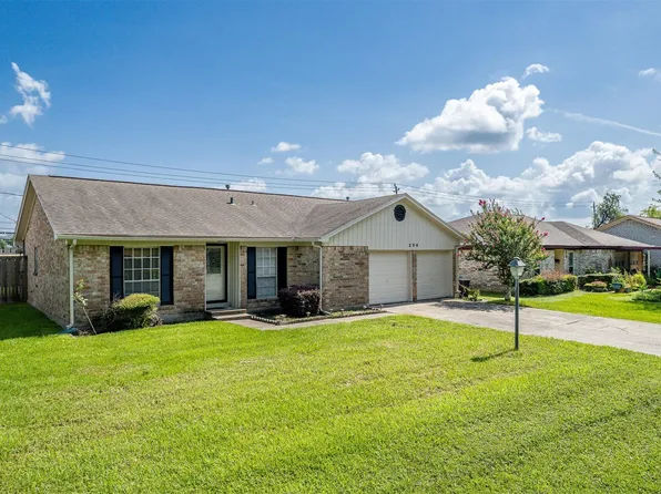 206 Kelly Ln, Baytown, TX 77521