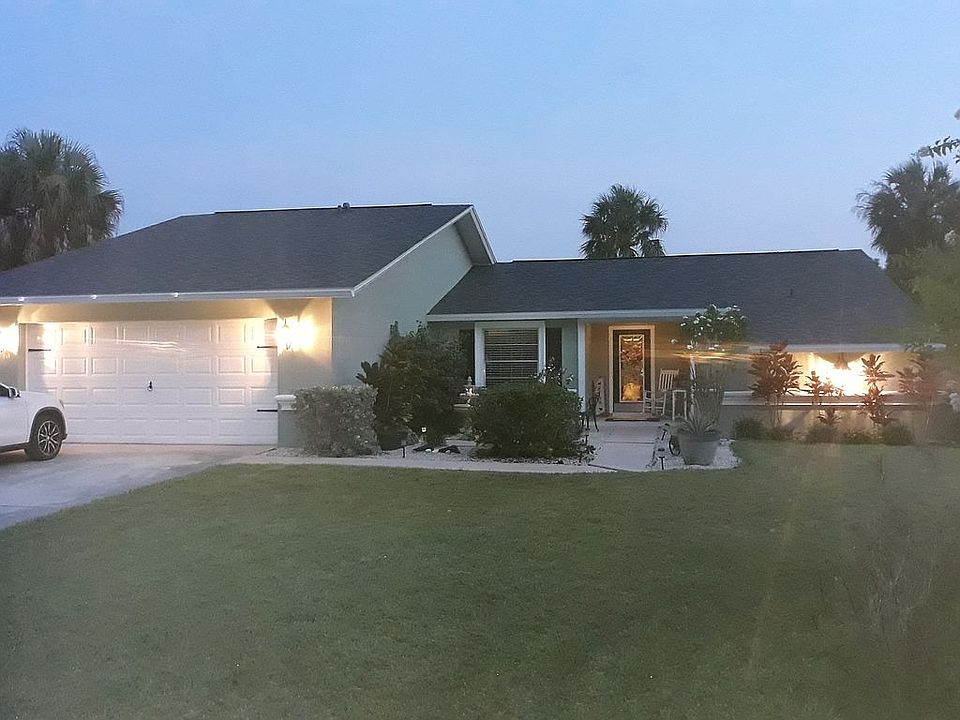 1st image of 2108 Lochmoor Cir