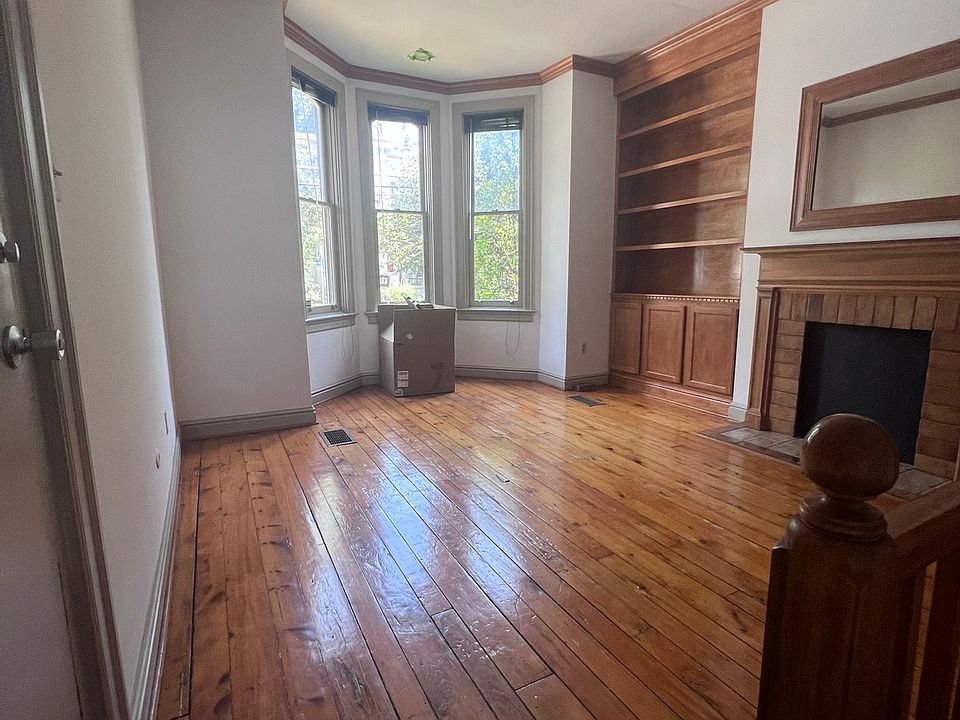 Upstairs living room