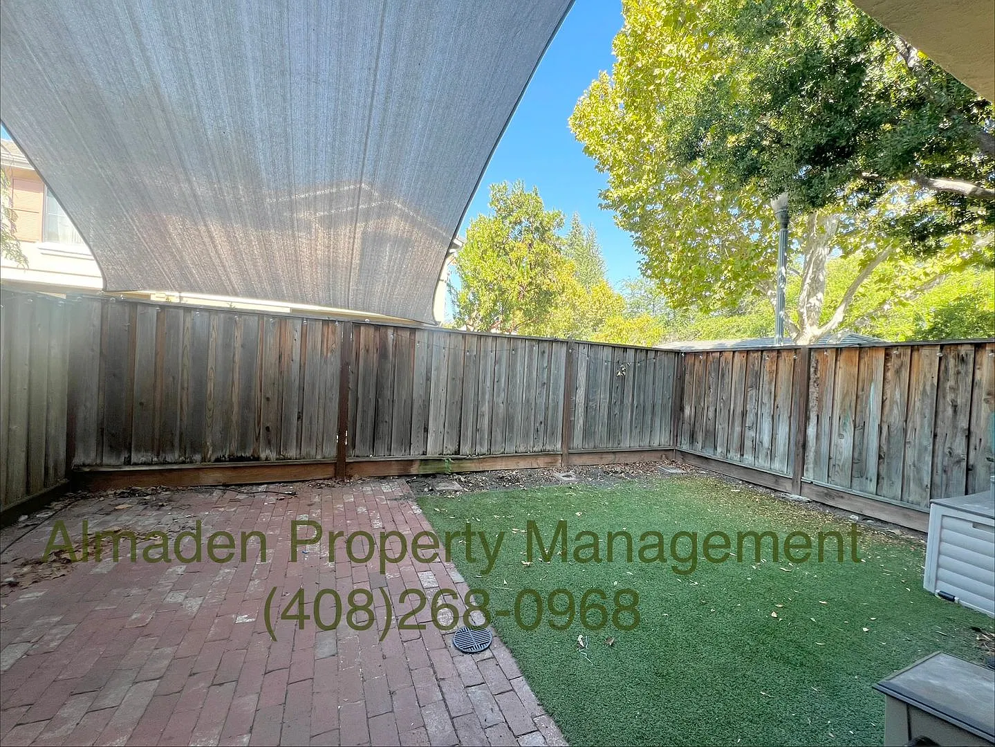 Newly Remodeled Corner Townhome in Great Location! Central A/C & Pets Negotiable! — Photo 3