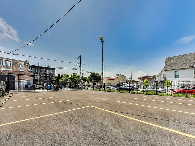 2023 N Drake Ave #3S — Photo 23