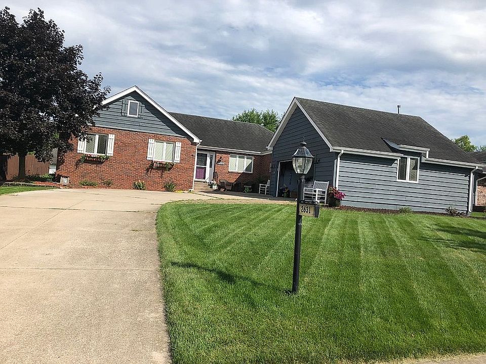 1st image of 2631 Castlewood Dr
