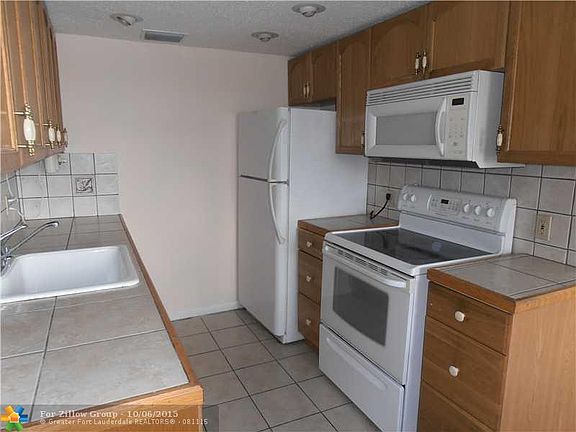 3rd image of 4097 Westbury H #4097