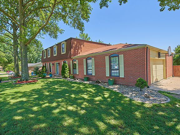 4th image of 5432 Regalway Dr