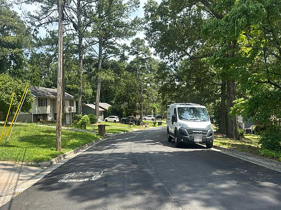 4th image of 9202 Settlers Grove Rd NE