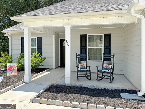 174 Pecan St, Danielsville, GA 30633