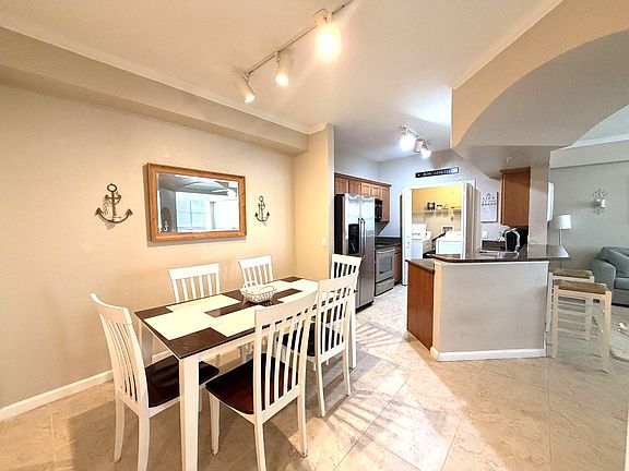 2nd image of 12960 Positano Cir APT 303