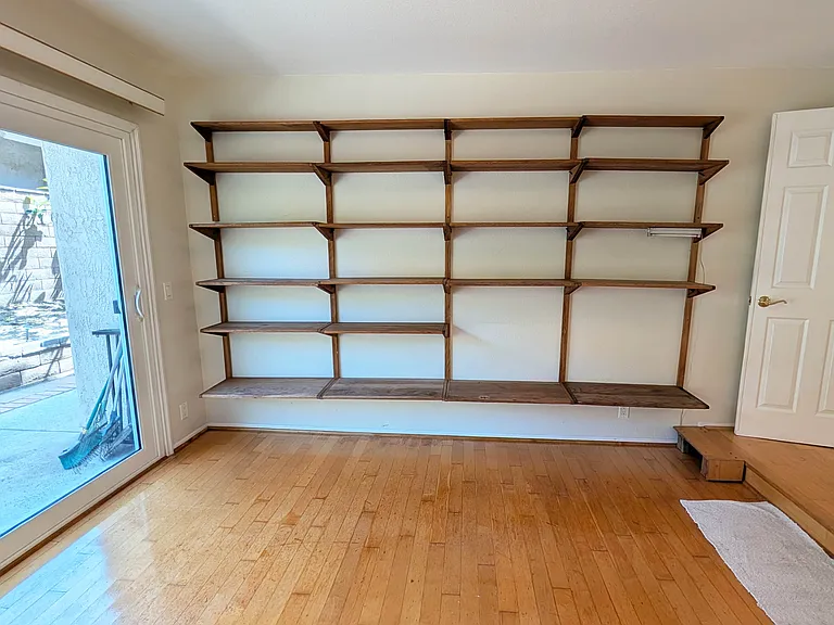 705 Lone Eagle Rd — Photo 14